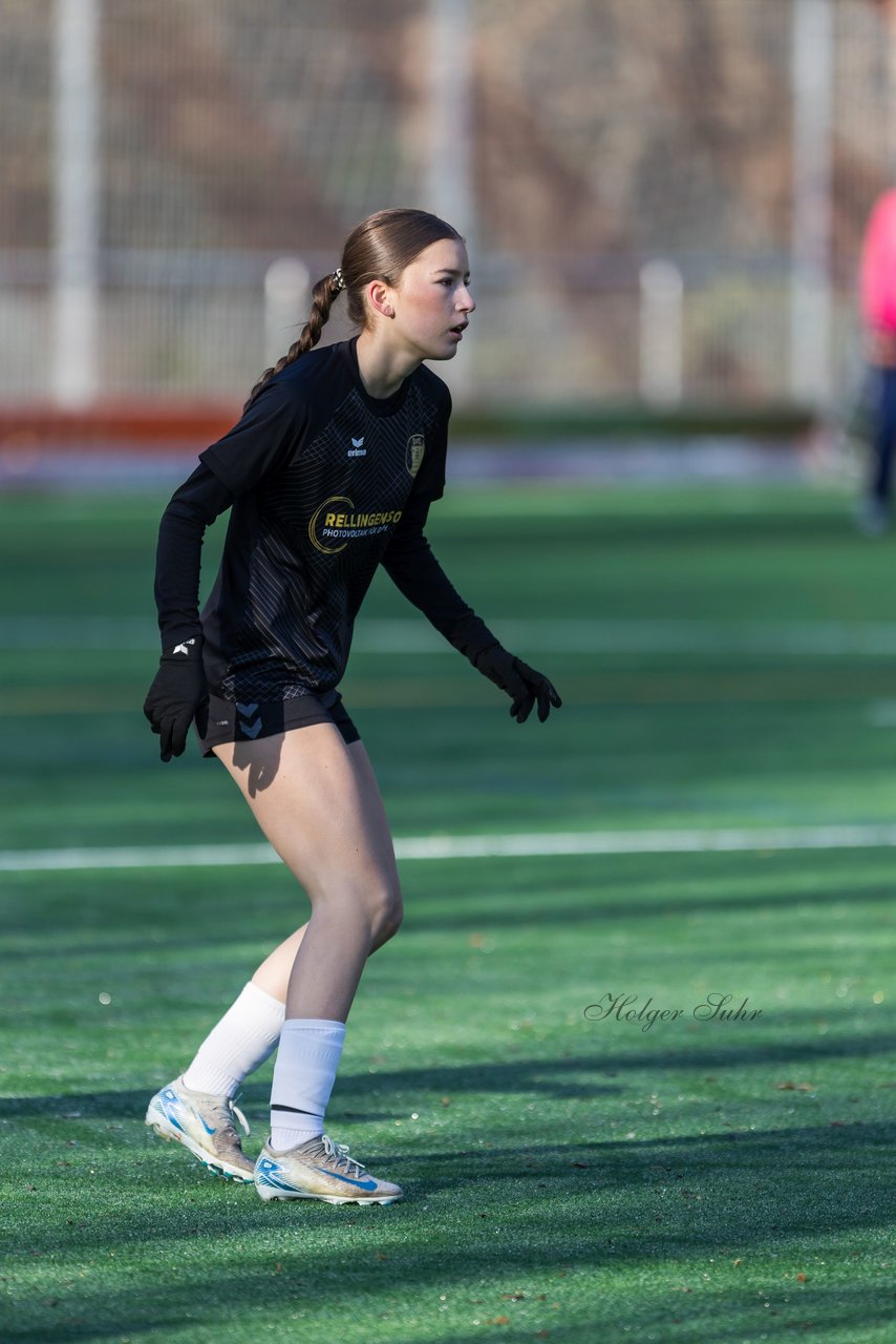 Bild 136 - wBJ VfL Pinneberg2 - Eimsbuttler TV 3 : Ergebnis: 5:0